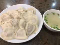 -周家大连水饺(美专校街店)