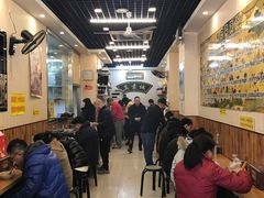 大堂-真素诚·清真(新华路店)