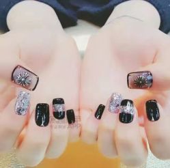 -CM.Nail美甲美睫