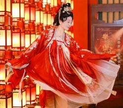-支流映画摄影·汉服妆造跟拍(本宫来了银泰店)