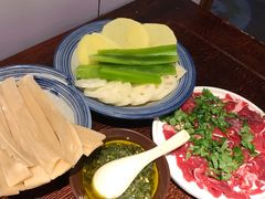 -受气牛肉·耙牛肉火锅(水晶郦城店)