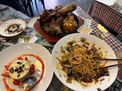 -鼓楼吃面·肉啃肉(南锣鼓巷店)