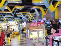 -反斗乐园π·电玩·高空拓展·蹦床(龙华天虹店)