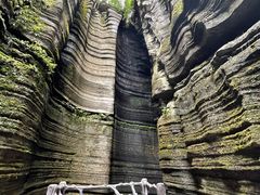 -梭布垭石林景区