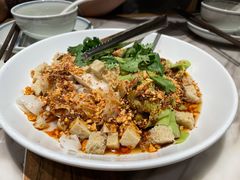 招牌香辣凉皮-掌柜的店·河南菜(新天地店)