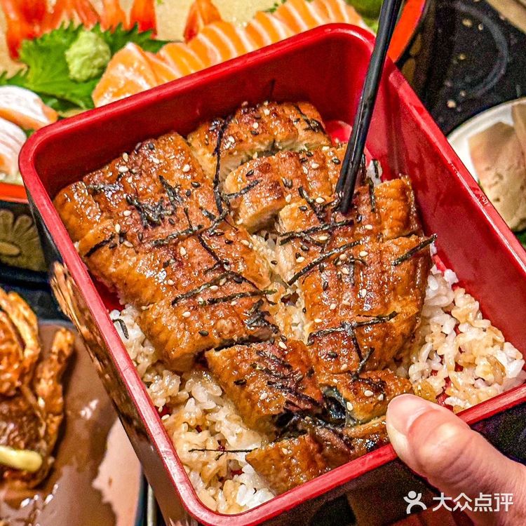 在上海…会有人不爱氛围感的居酒屋吗🏮