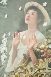 -onlygirl摄影美学馆高端定制(江滩店)