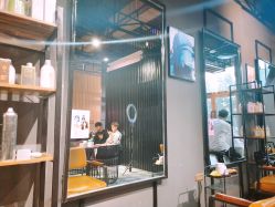 -MOVAN  HAIR莫凡匠人发型屋