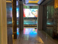 -浅深(世茂滨江精品店)
