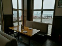 -LENBACH兰巴赫西餐啤酒坊(大连星海广场店)