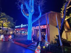 -Naughty Nuri’s Phuket