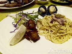 -华邑酒店·鲜艳全日自助餐厅