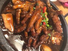 石锅虎皮凤爪-品大三(大行宫店)
