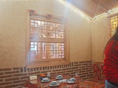 -闯关东东北农家菜(崂山石老人店)