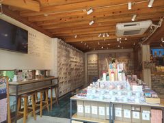-猫的天空之城概念书店(丽江古城饮玉巷店)