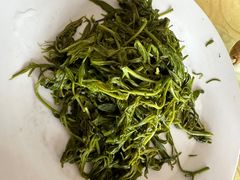 -华龙特色大骨鸡农家菜馆