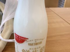 每日鲜语，鲜牛奶-全家便利店(槐树巷店)