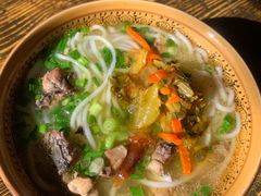 -正宗李家土鸡米线店