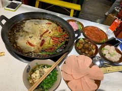 -青年火锅(吾悦广场直营店)
