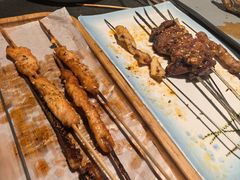 -鸿宇海鲜烧烤(红海新区店)