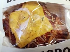 烟熏鸡肉芝士牛角包-B&C黄油与面包·THE GARDEN BAKERY概念店(世纪汇店)