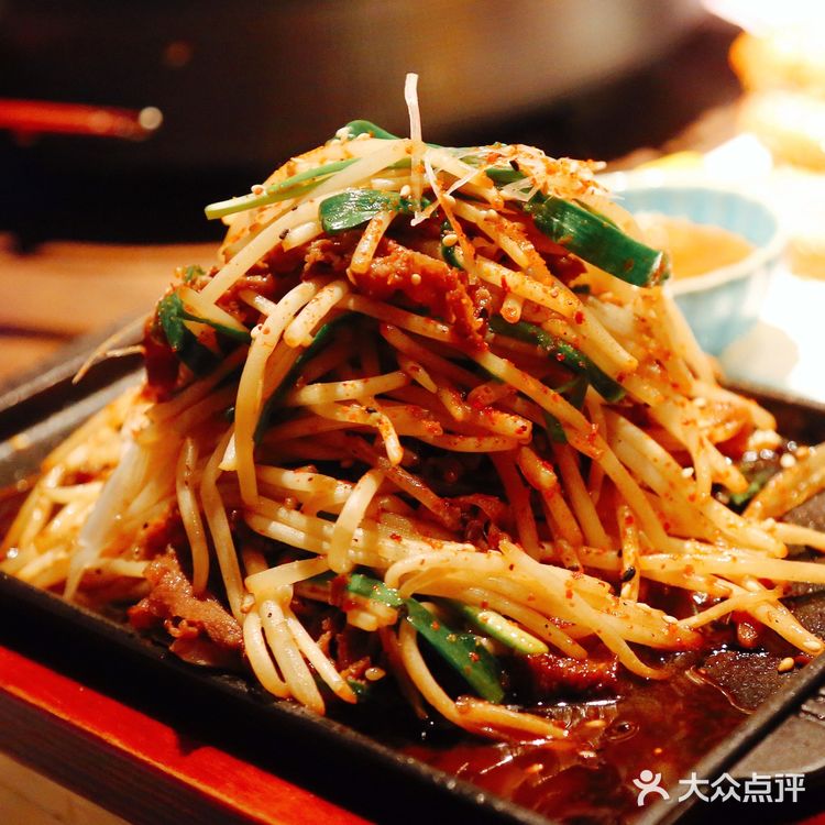 只是吃个饭，以为到了电视剧拍摄地