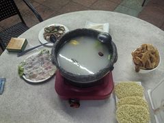 -墨脱石锅椰子鸡•香草鸭•东山羊(大东海店)