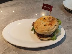 -必胜客(观海路店)