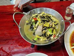 -芦茨金富饭庄·25年老字号·专做稻草鸡