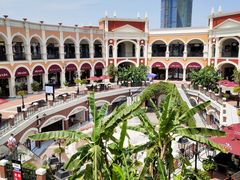 -佛罗伦萨小镇广佛名品奥特莱斯(疏港路店)