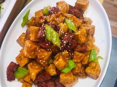 酥茄牛肉粒-肘子酥·天津菜·特色捞面(德云社店)