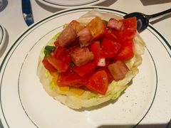 沃夫冈招牌色拉-Wolfgang’s Steakhouse 沃夫冈牛排馆(上海白玉兰广场店)