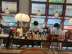 -银米·云南传统过桥米线(双廊黑金冠店)