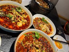 -万重锦·人文川菜馆(骡马市店)