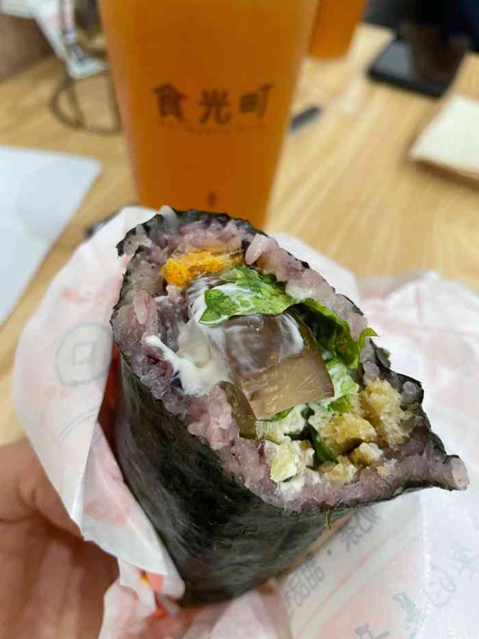 食光町饭团(万科生活广场东莞塘厦店"味道还可以的,饭团分量很足