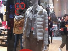 -优衣库(深圳万象天地旗舰店)