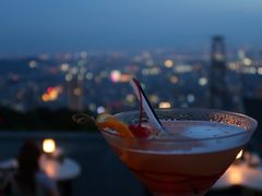 -草山夜未眠景观餐厅