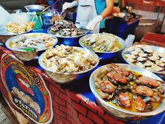 -席娜卡琳火车铁道夜市