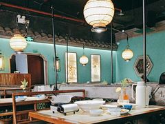 -佬麻雀·新湘菜(东方宝泰店)