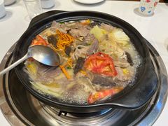 -乡土特色.冷锅鱼.牦牛肉汤锅