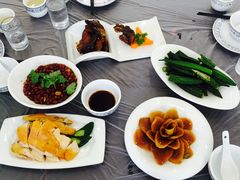 -侬佳蒸菜馆(听潮店)