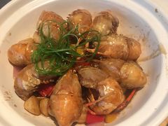 招牌砂锅罗氏虾-小炳胜(卓悦中心店)