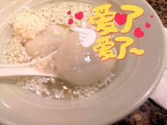黑芝麻汤团-七宝老街汤团(上海世纪汇广场店)