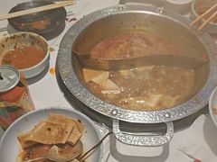 -嘎琉鲜切牛肉自助火锅