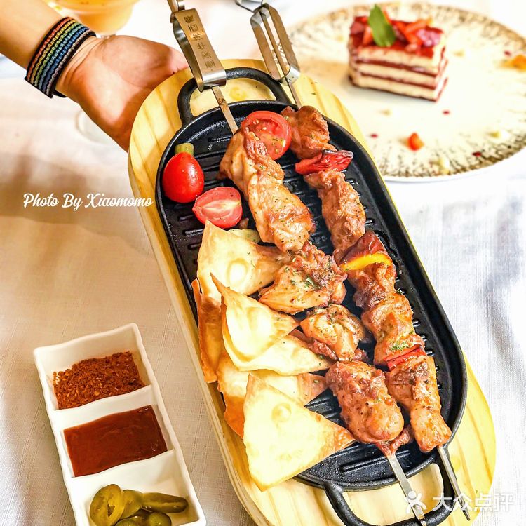 中央大街这家敲适合约会专研牛排🥩的餐厅真的绝