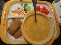 -绿茶餐厅(同成街华联店)