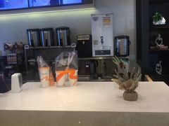 -CoCo都可(银泰店)