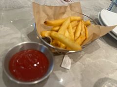 -必胜客(尹山湖歌林公园店)