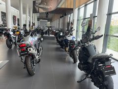 -北京华德宝宝马·M·MINI·摩托车全系4S店(朝阳店)