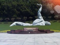 -龙华烈士纪念馆-停车场